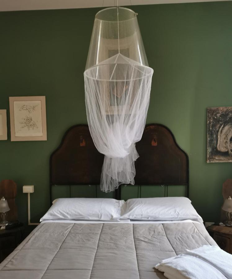 B&B Lamagia Di Corte Moronati Sirmione Dış mekan fotoğraf