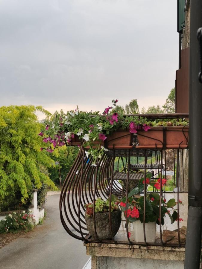 B&B Lamagia Di Corte Moronati Sirmione Dış mekan fotoğraf