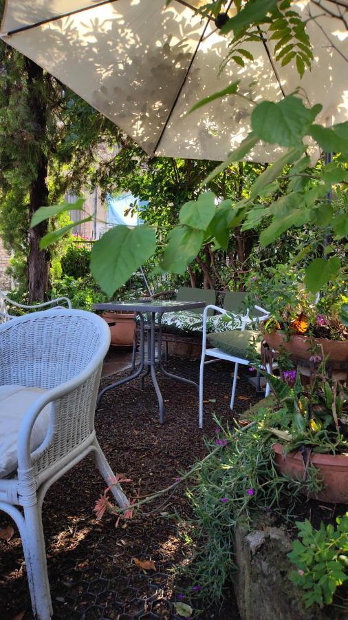 B&B Lamagia Di Corte Moronati Sirmione Dış mekan fotoğraf