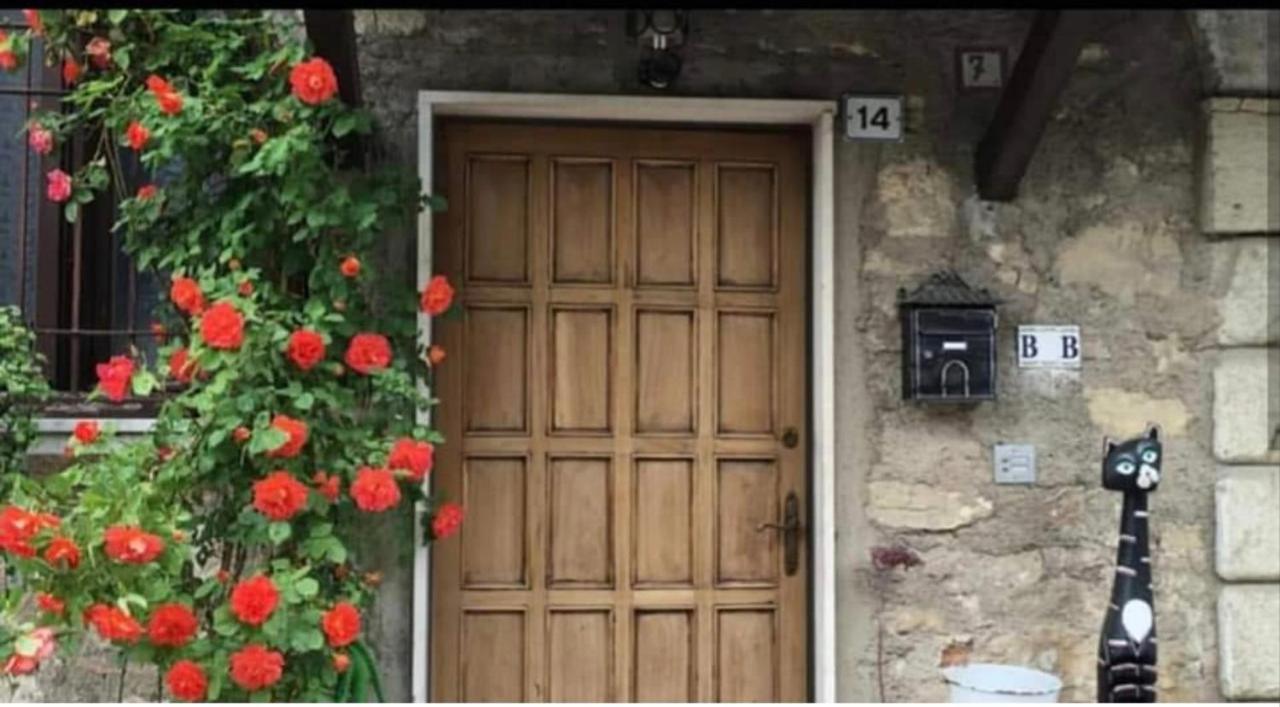 B&B Lamagia Di Corte Moronati Sirmione Dış mekan fotoğraf