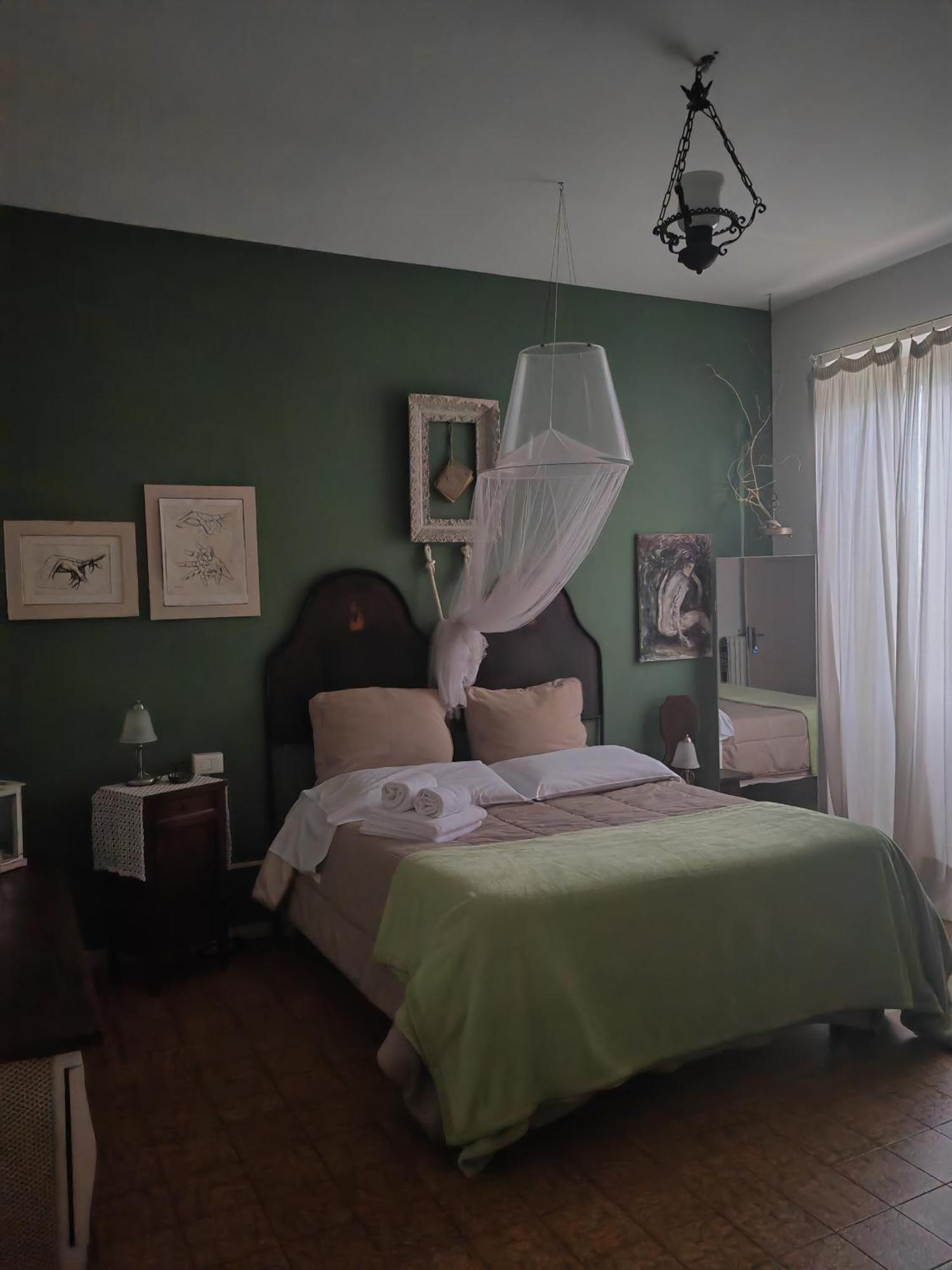 B&B Lamagia Di Corte Moronati Sirmione Dış mekan fotoğraf