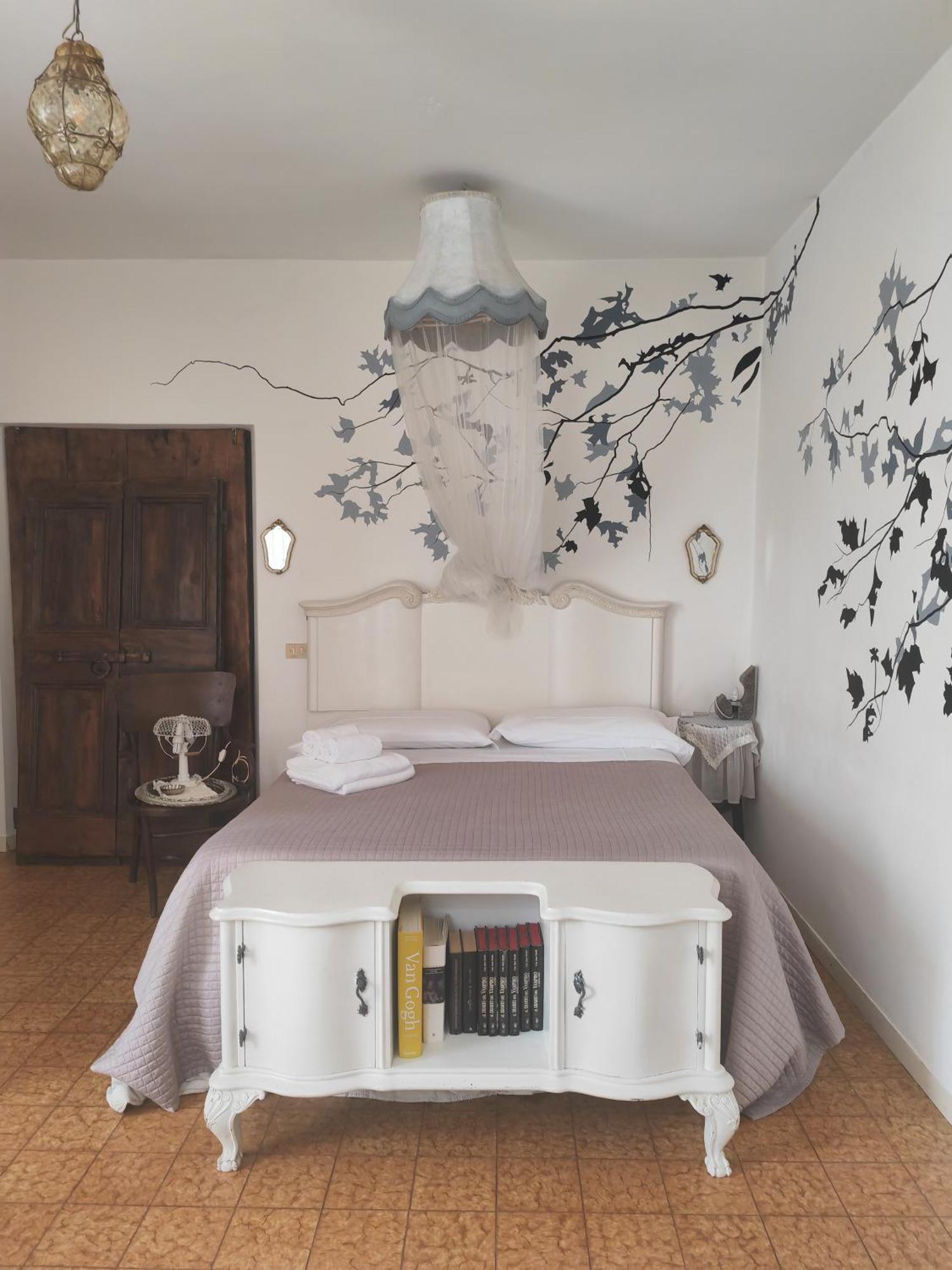 B&B Lamagia Di Corte Moronati Sirmione Dış mekan fotoğraf