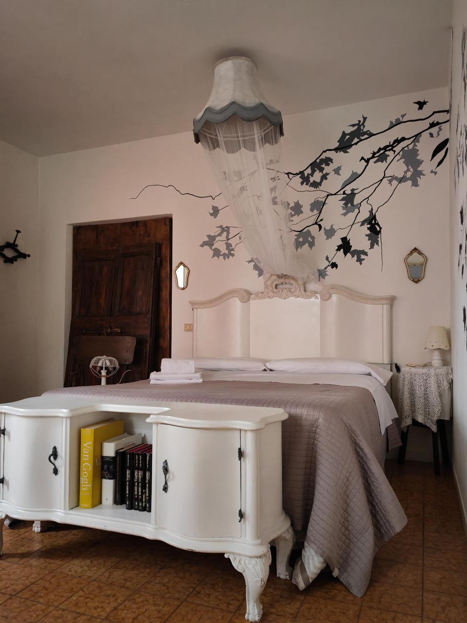 B&B Lamagia Di Corte Moronati Sirmione Oda fotoğraf